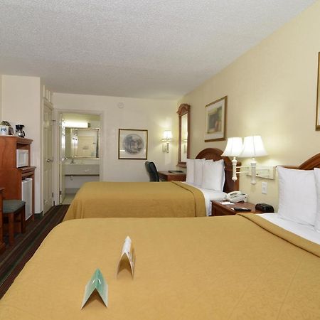 Quality Inn & Suites Biltmore East Asheville Eksteriør bilde