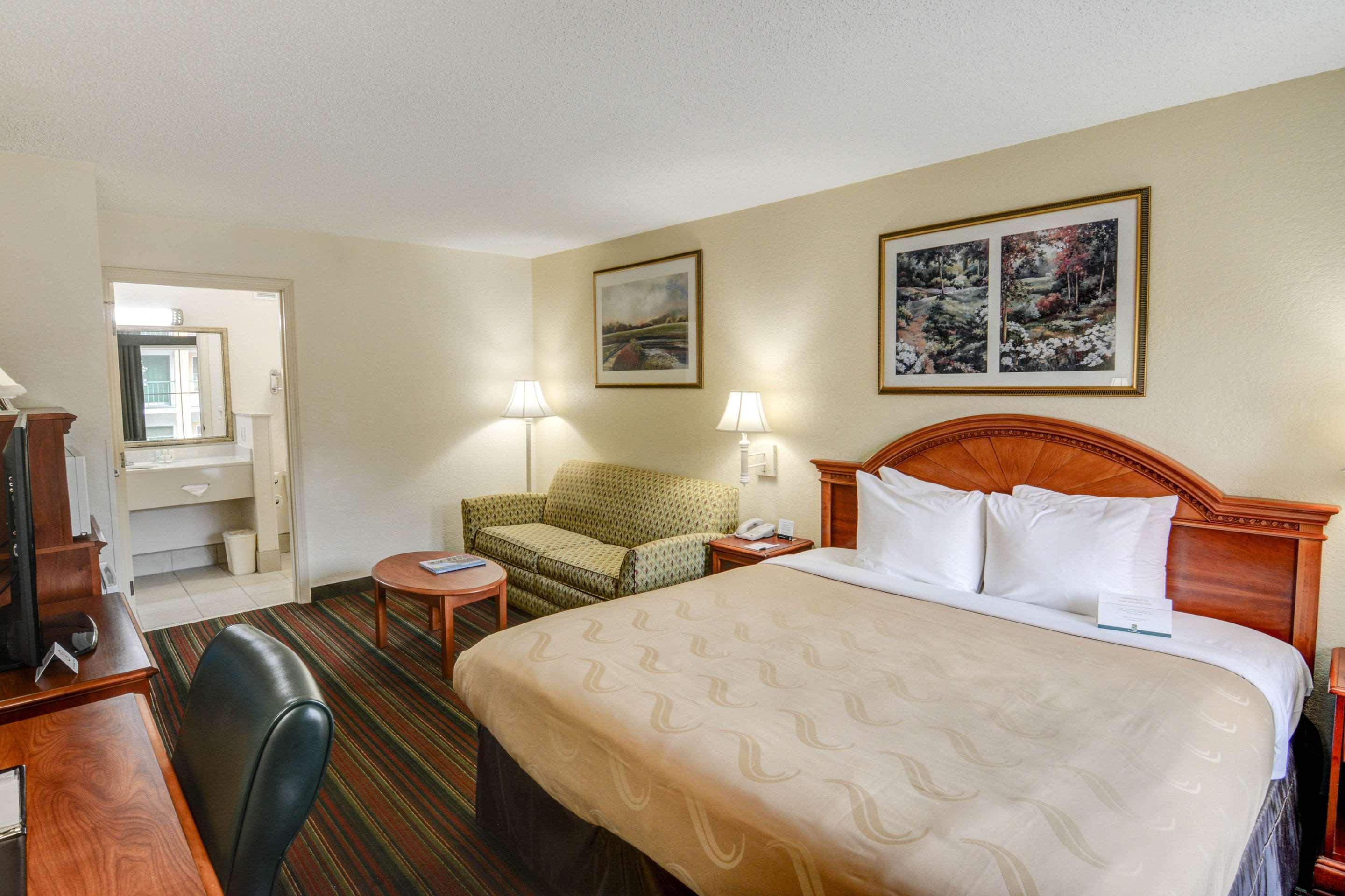 Quality Inn & Suites Biltmore East Asheville Eksteriør bilde