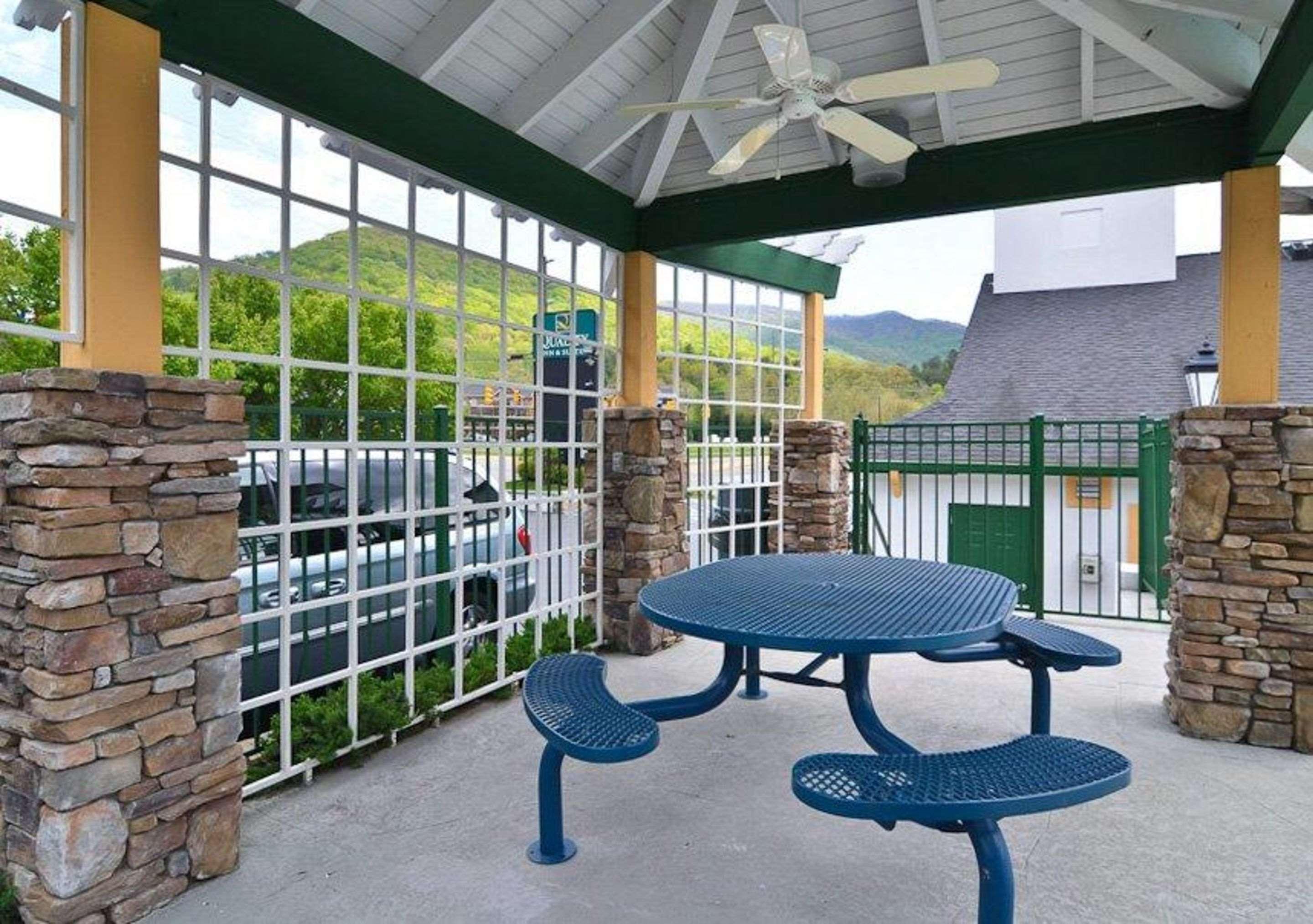 Quality Inn & Suites Biltmore East Asheville Eksteriør bilde