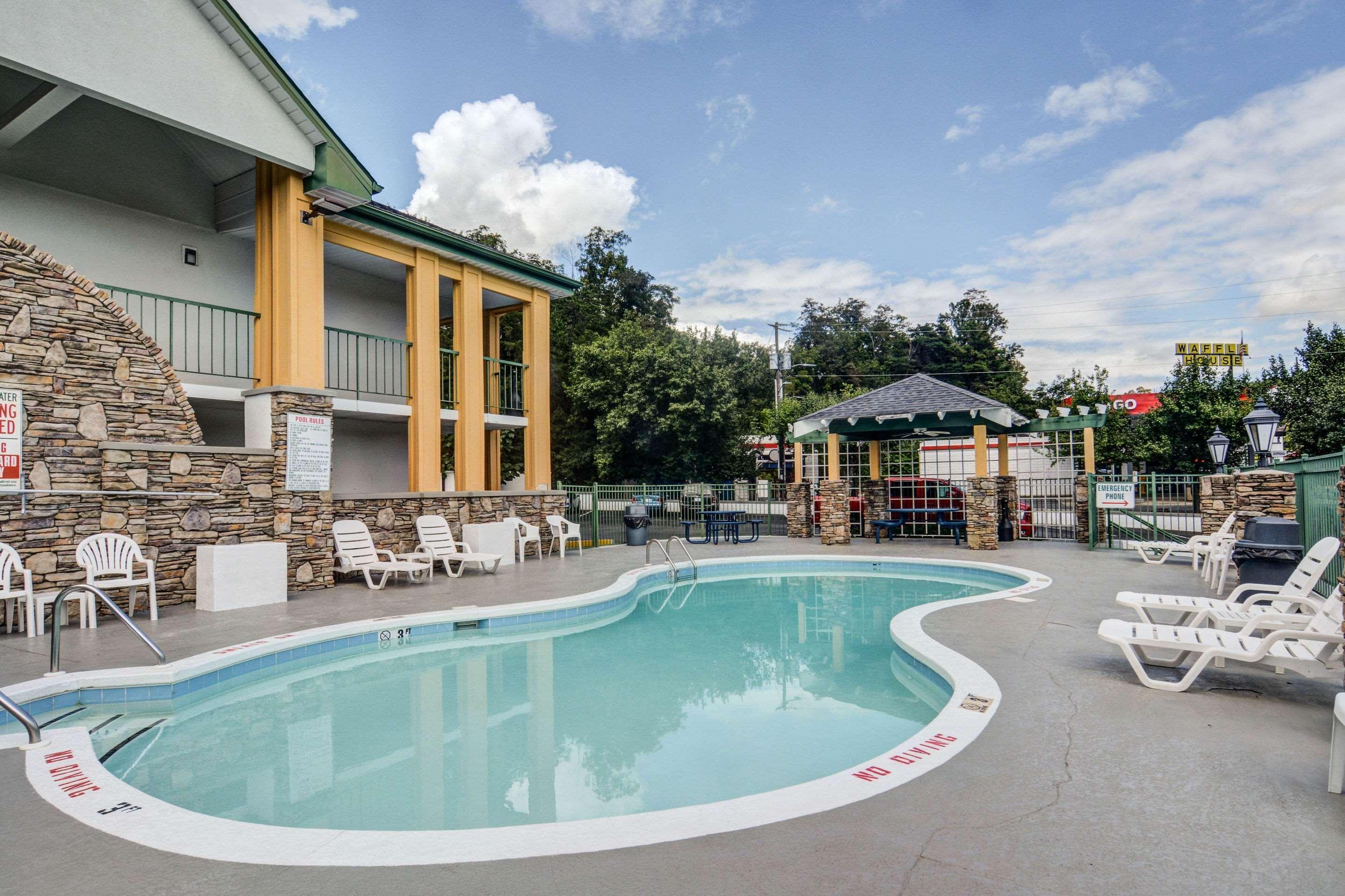 Quality Inn & Suites Biltmore East Asheville Eksteriør bilde