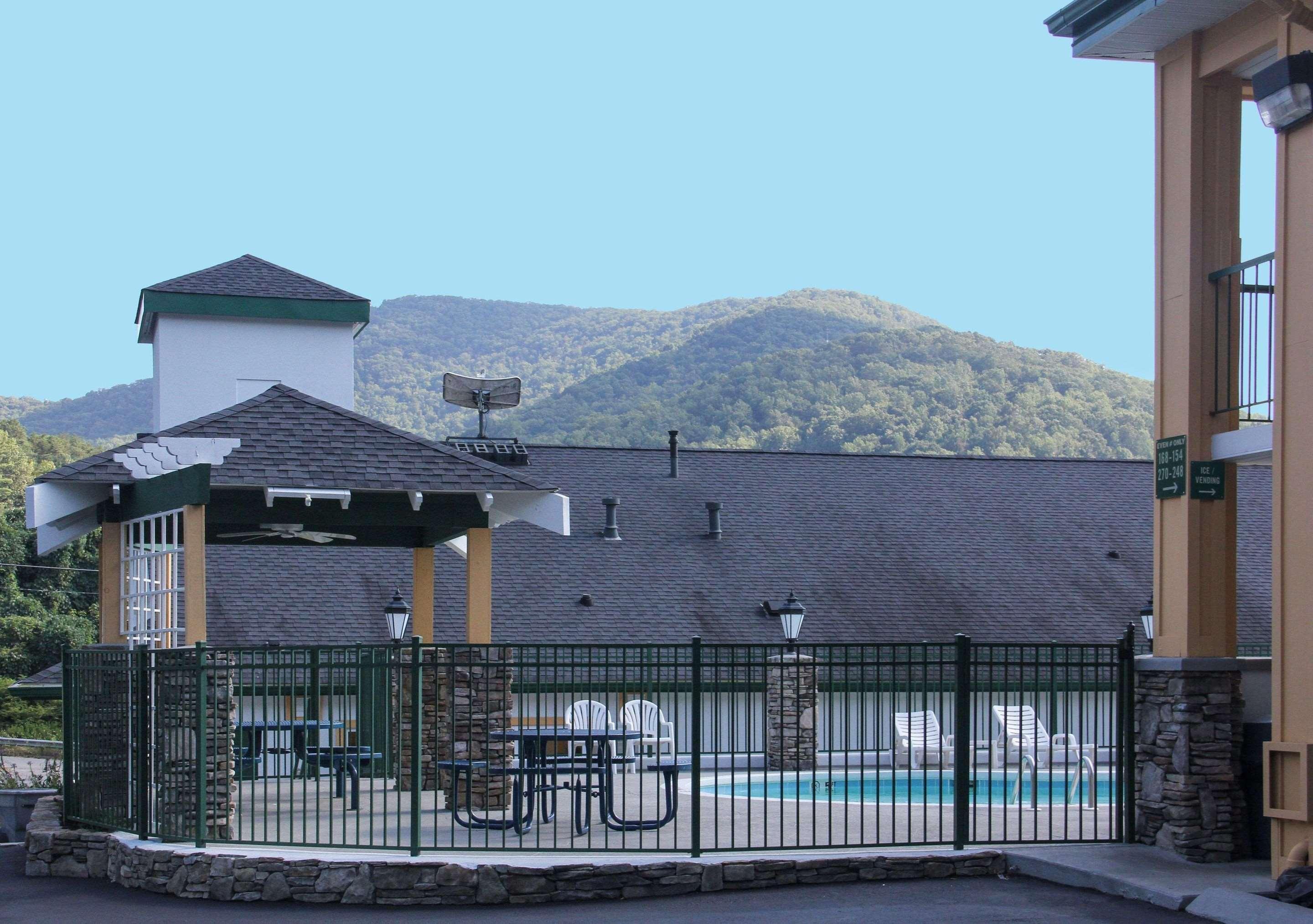 Quality Inn & Suites Biltmore East Asheville Eksteriør bilde