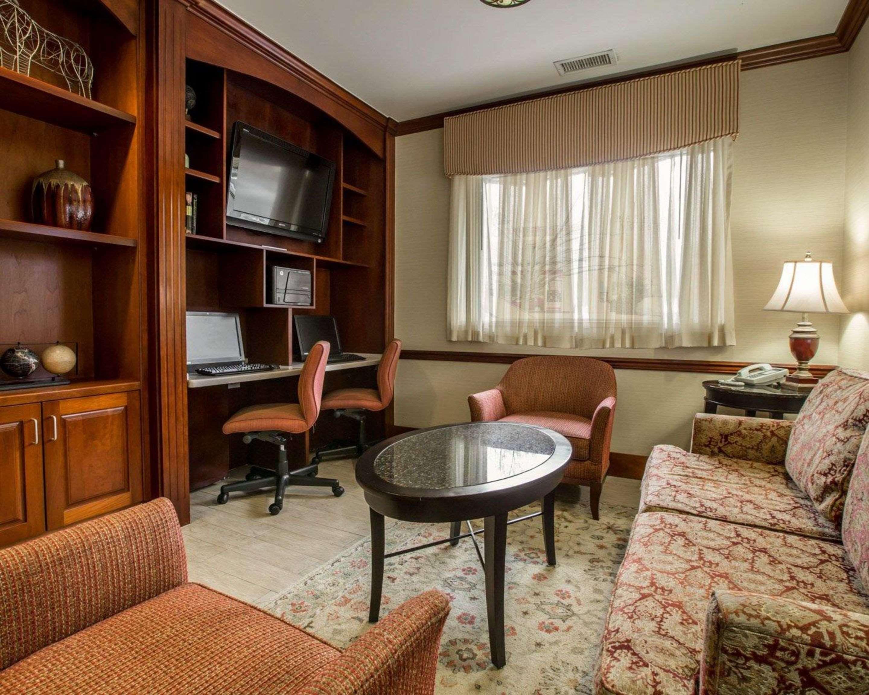 Quality Inn & Suites Biltmore East Asheville Eksteriør bilde