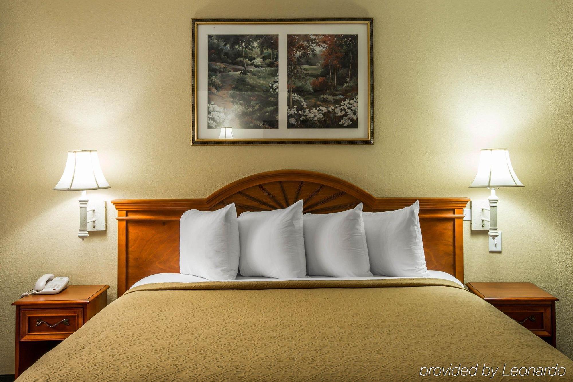 Quality Inn & Suites Biltmore East Asheville Eksteriør bilde