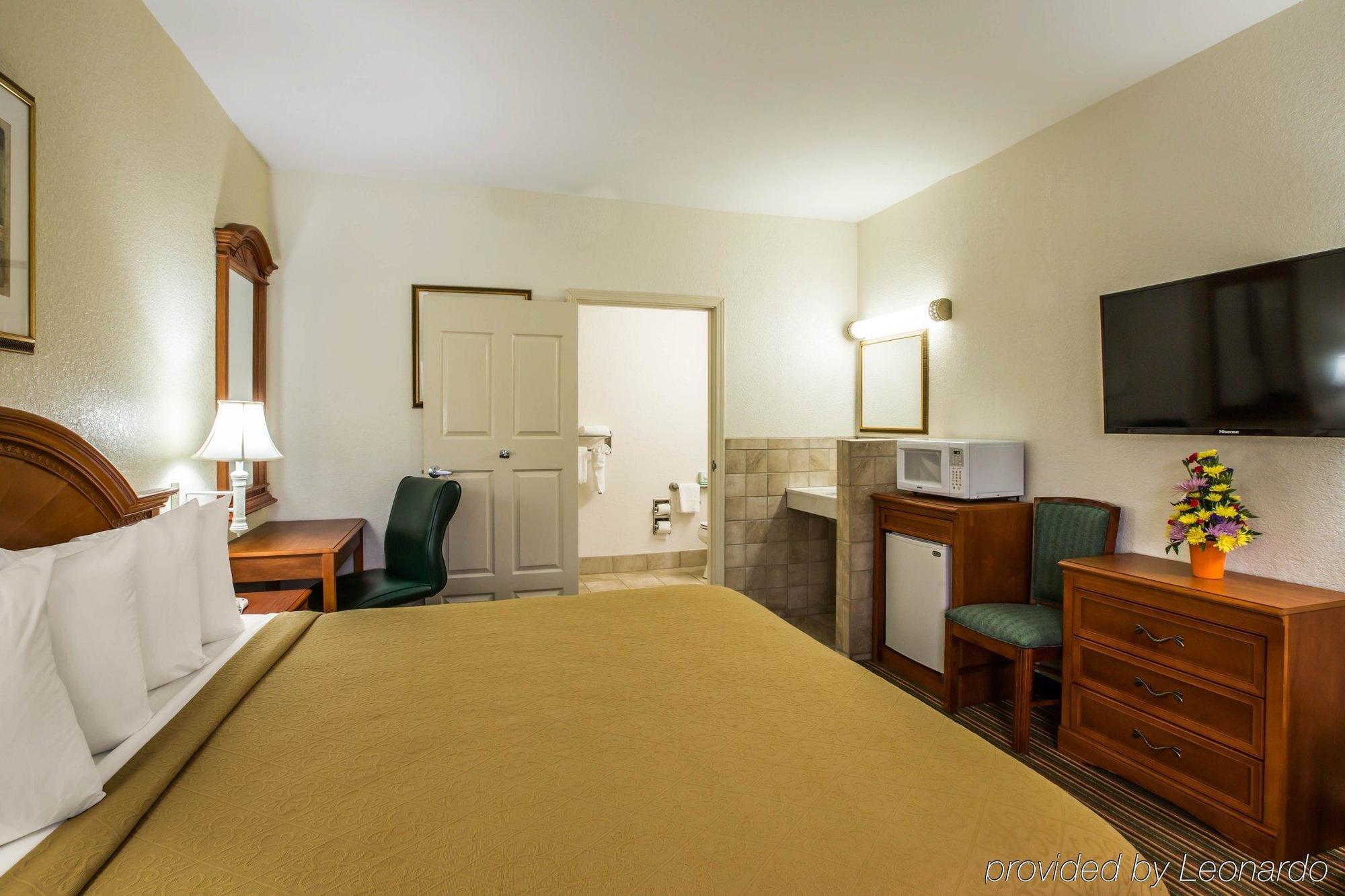 Quality Inn & Suites Biltmore East Asheville Eksteriør bilde