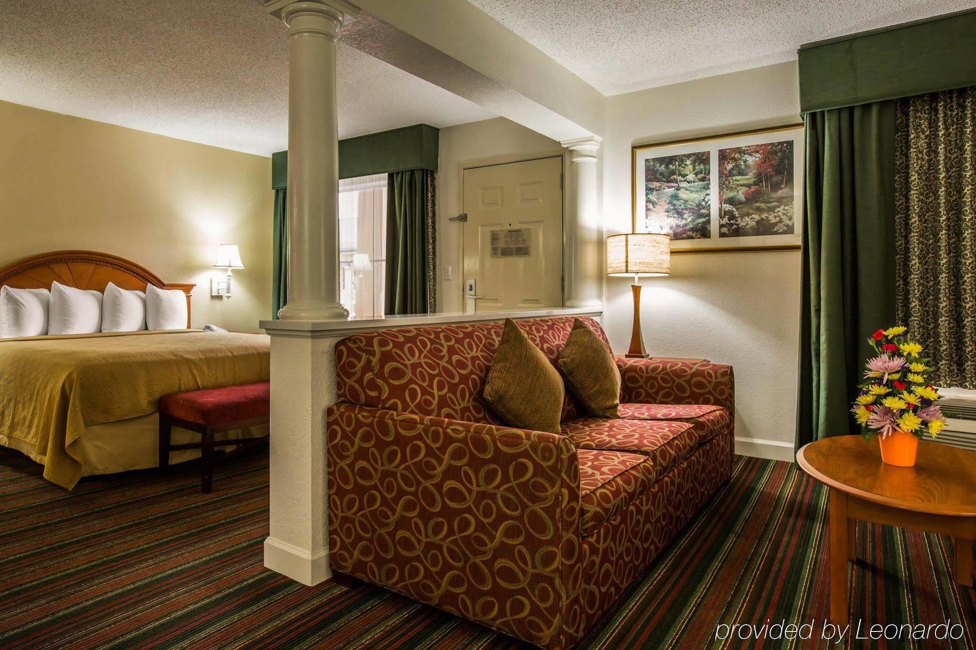 Quality Inn & Suites Biltmore East Asheville Eksteriør bilde