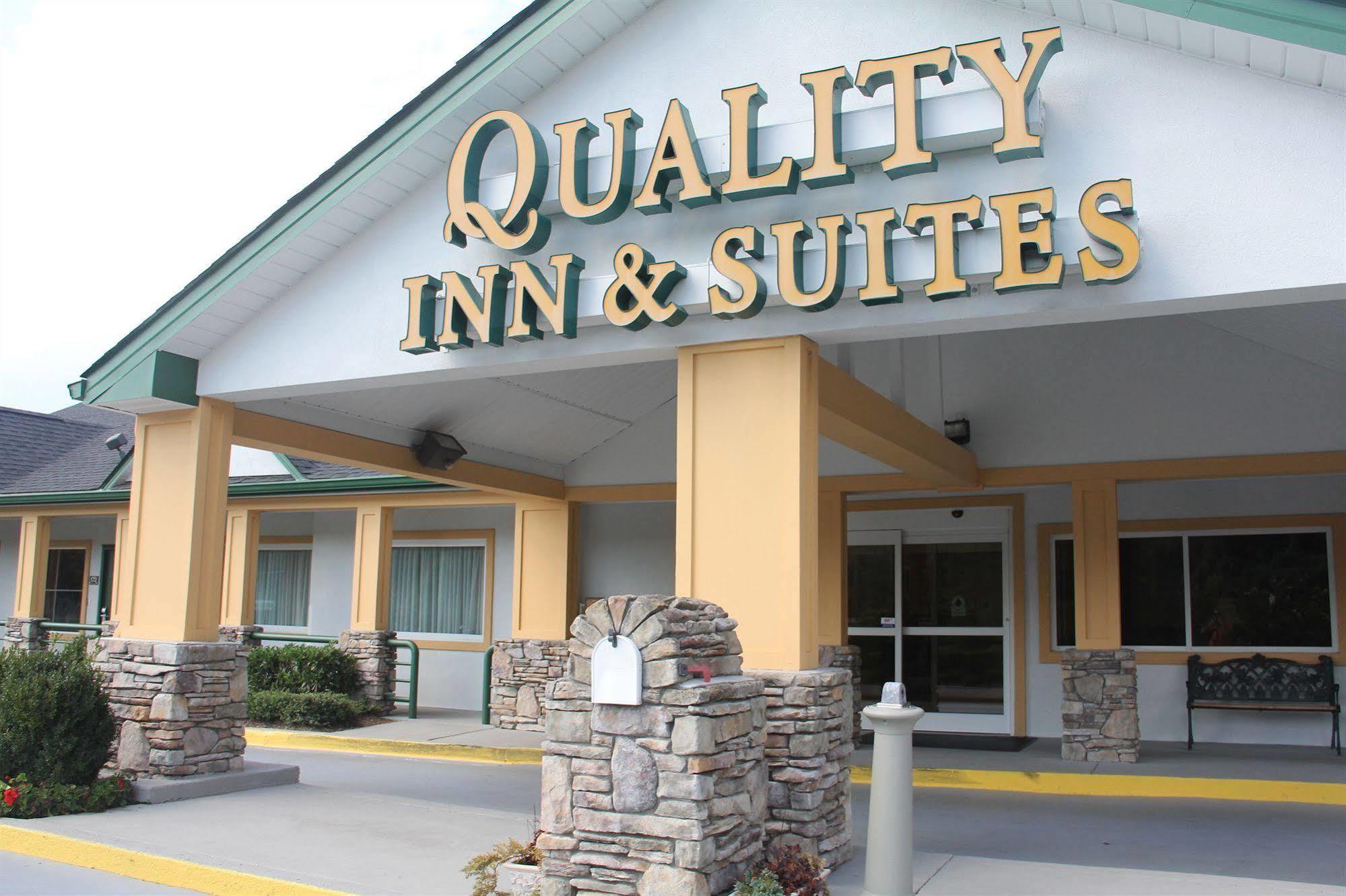 Quality Inn & Suites Biltmore East Asheville Eksteriør bilde